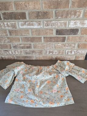 Laia off the shoulder blouse sz small